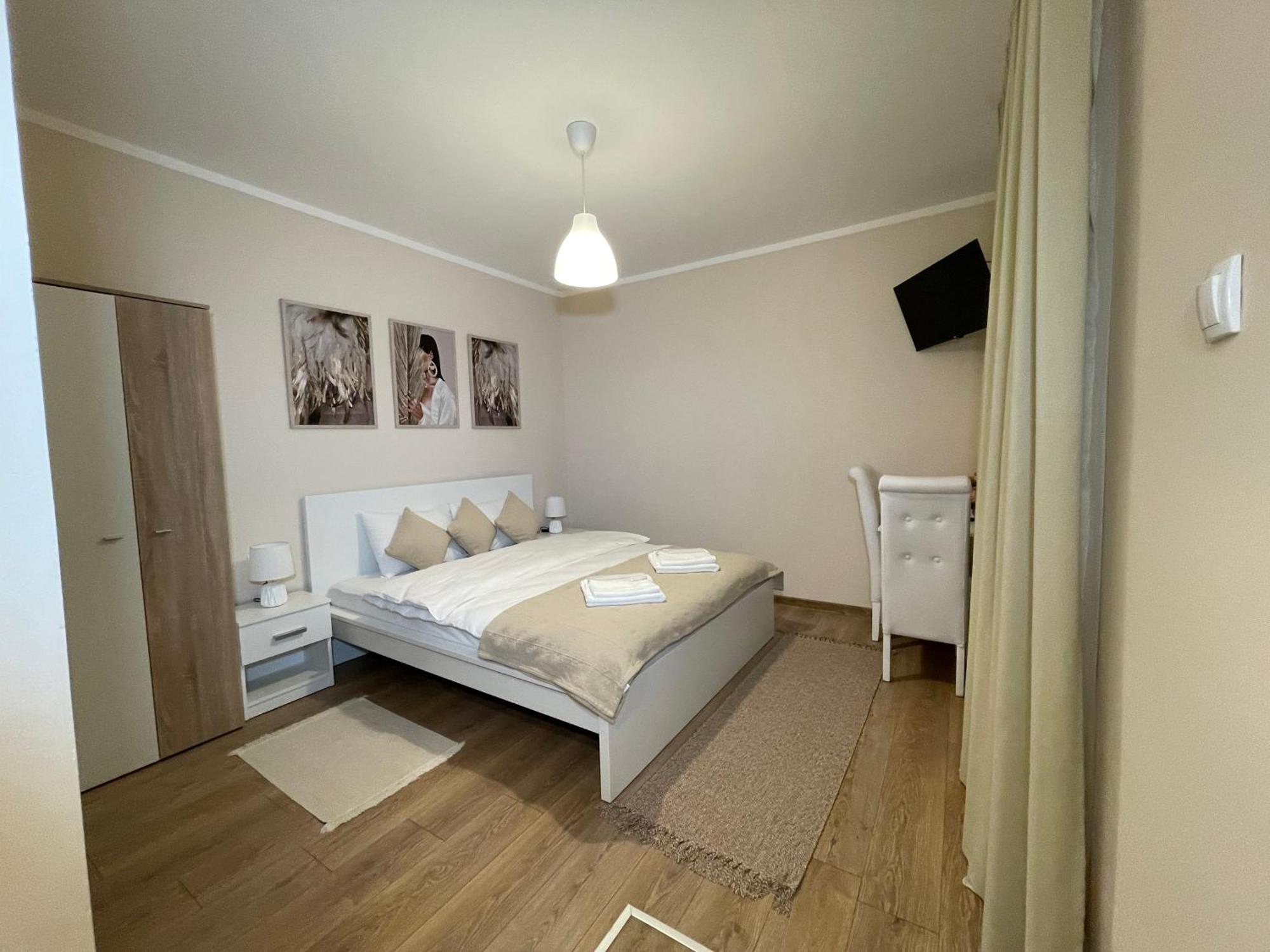 Airport Apartments Alexandra Surčin Dış mekan fotoğraf